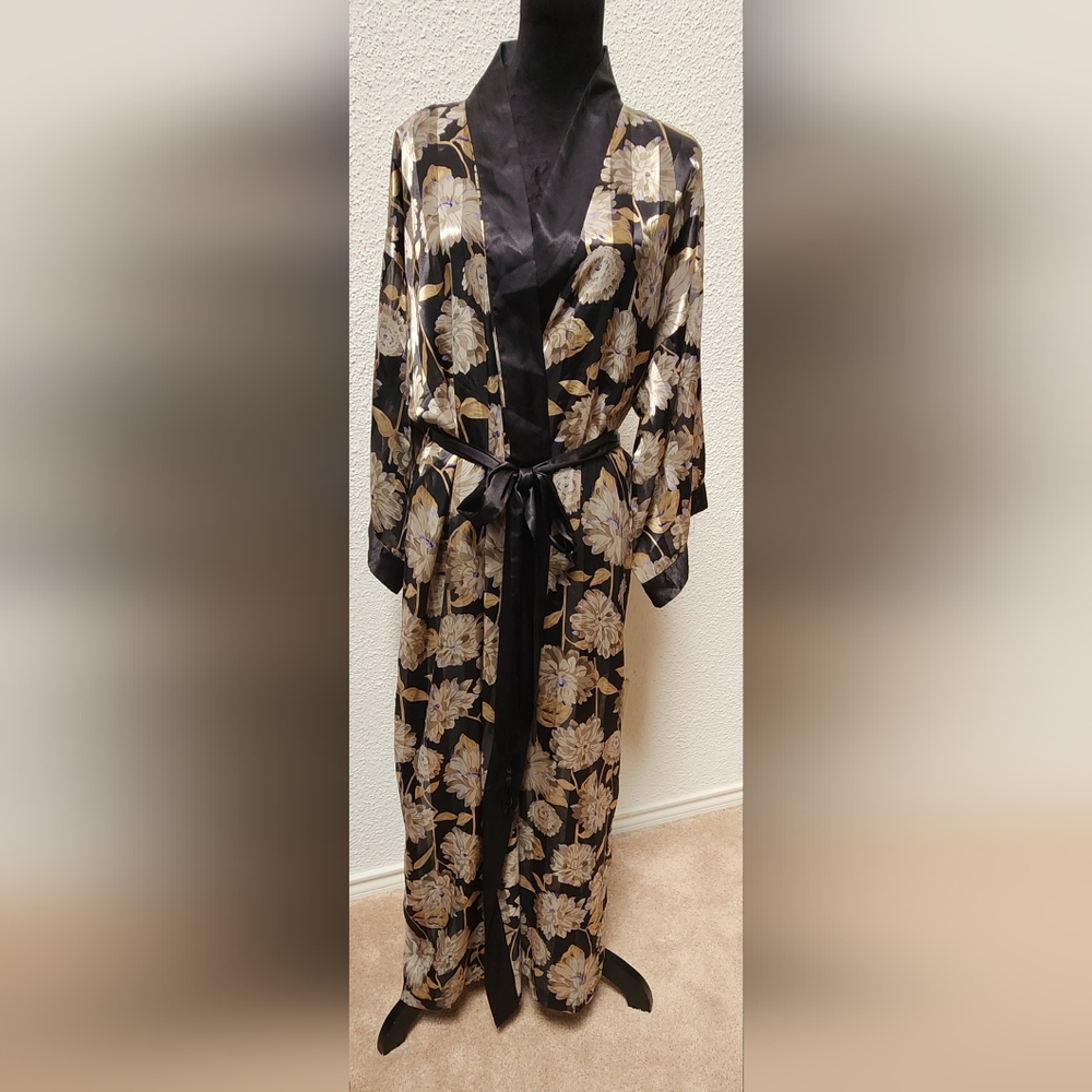 Judith Hart Elegant Women's Black and Gold Floral Robe Size L